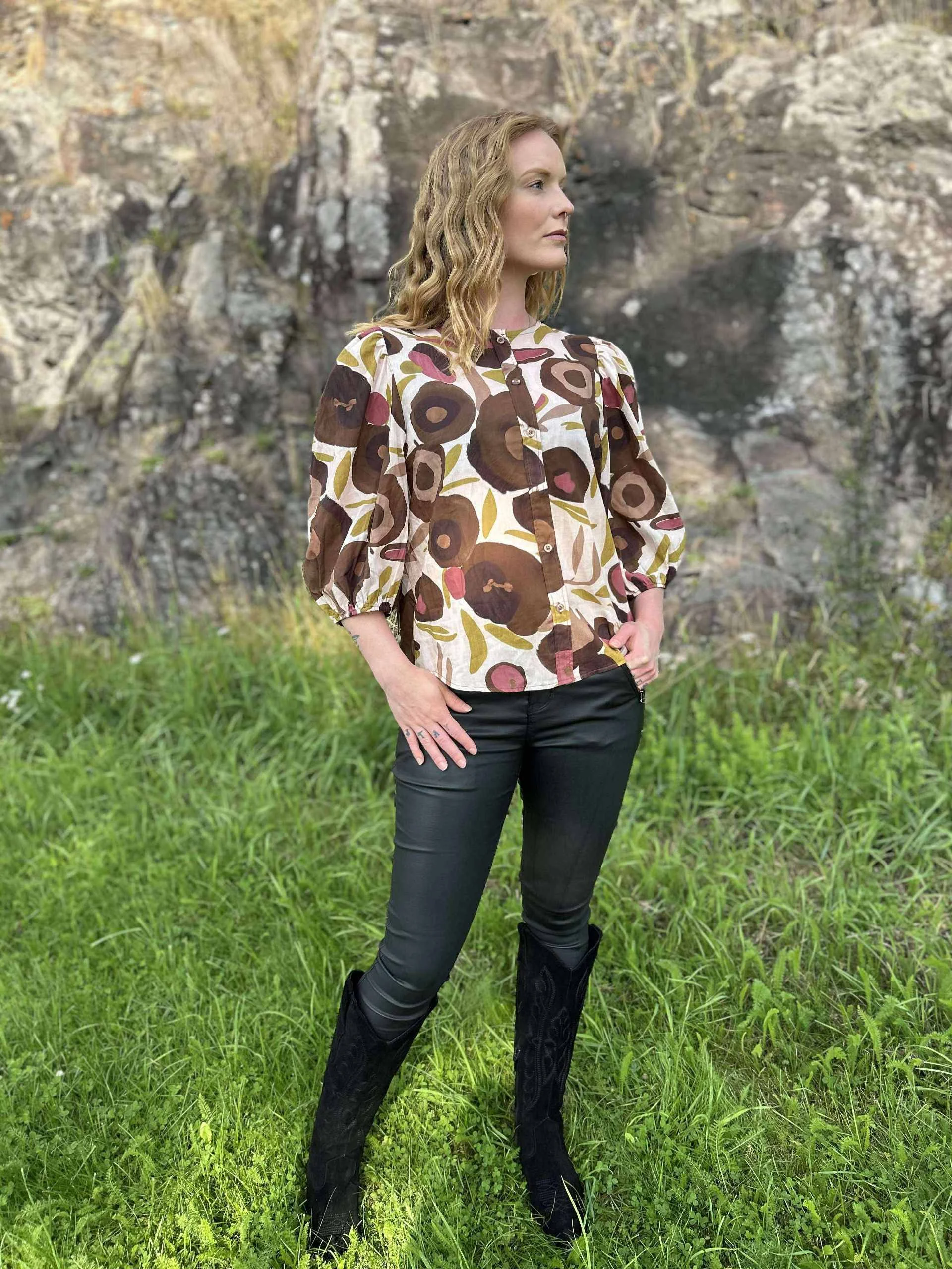 421D0E40-5C0E-4826-B63C-6FF4A6F80F19