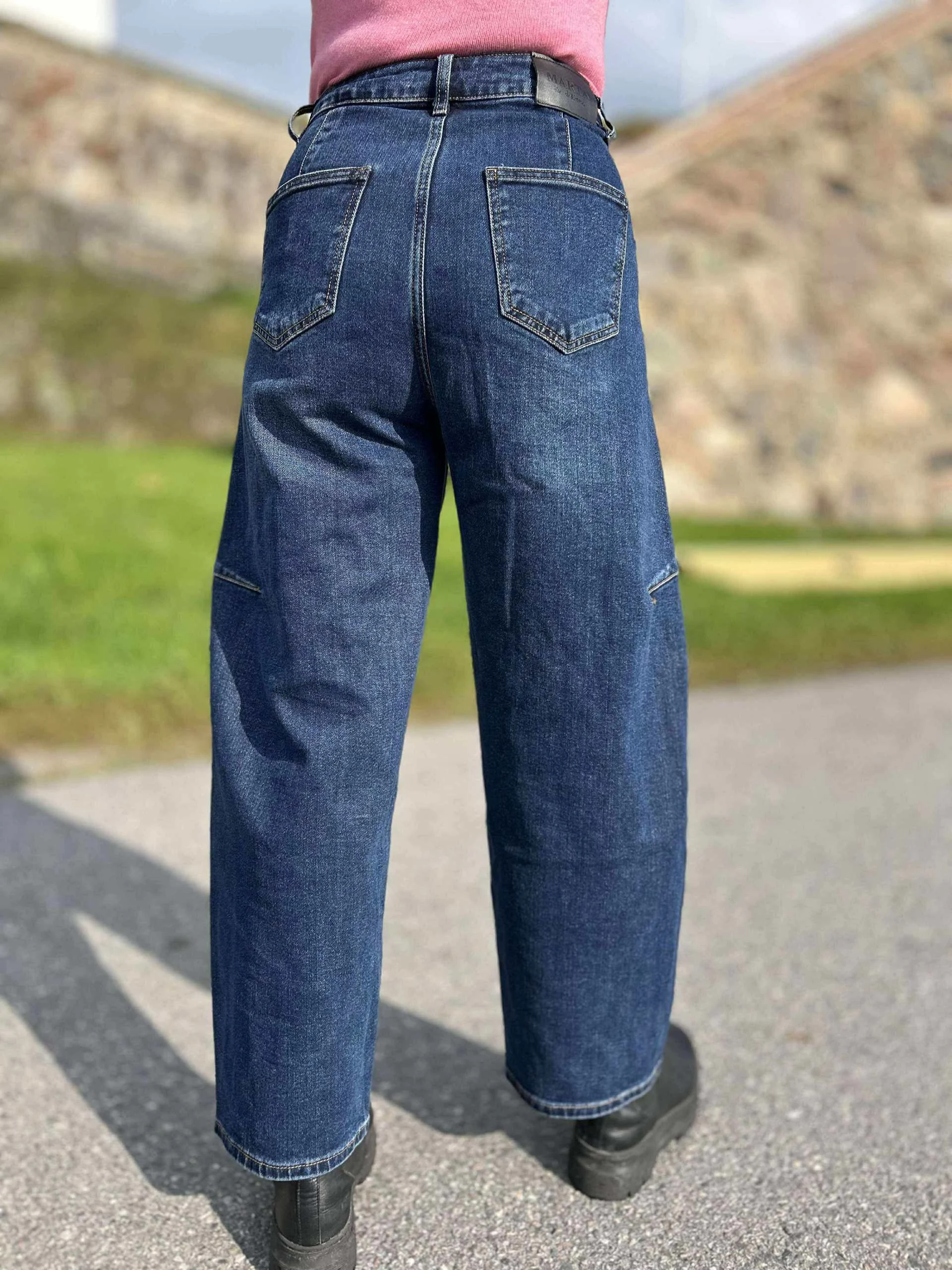 56ECE164-1F79-4660-AE7D-CE75A4A2184A