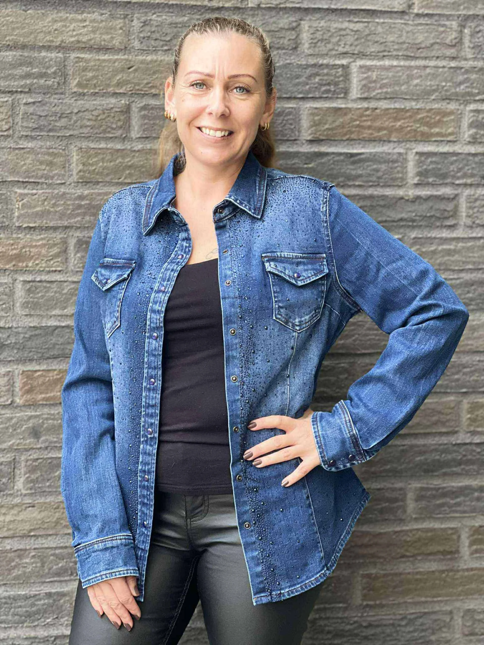 AD72E87C-7E6B-40A5-9C67-0E8264348631