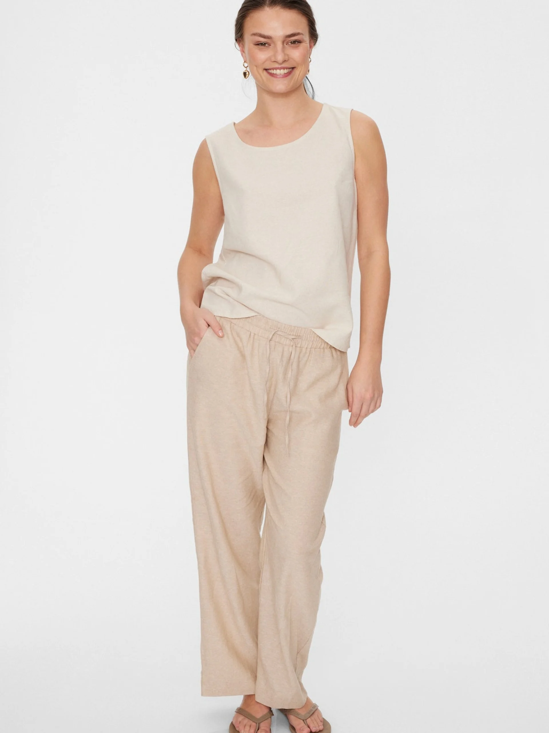 Beige lava