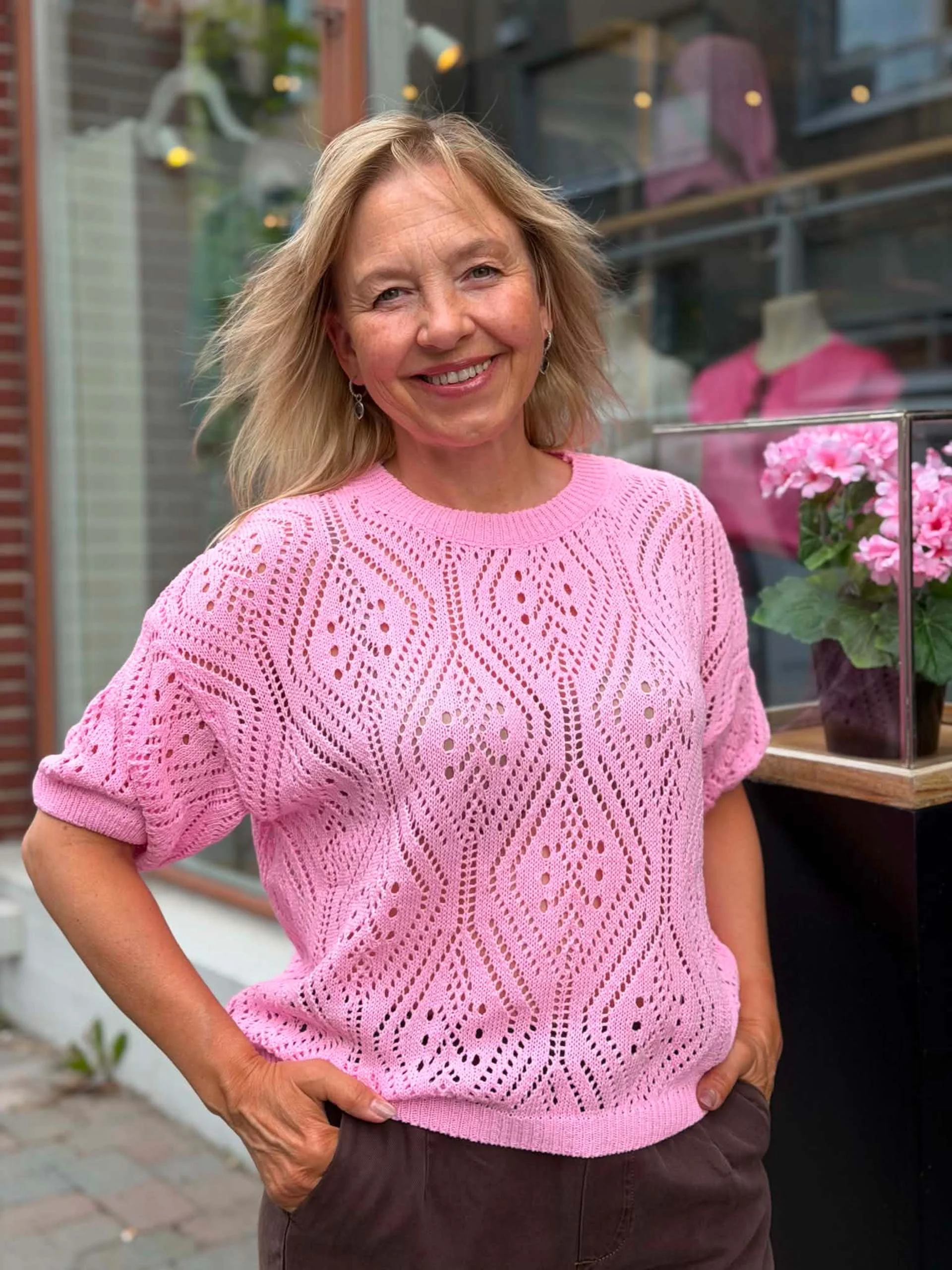 Rosa marta genser